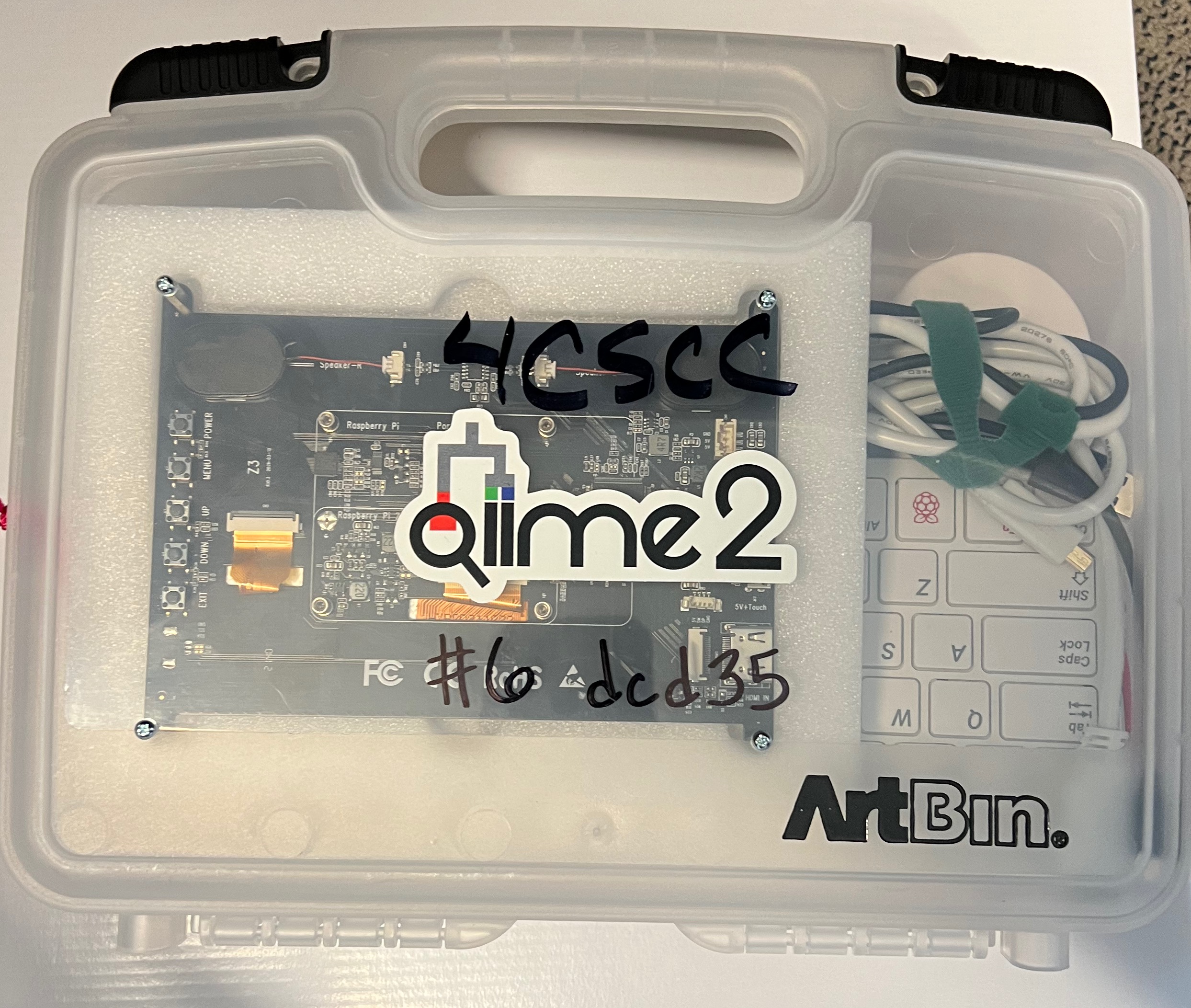 Art bin tote