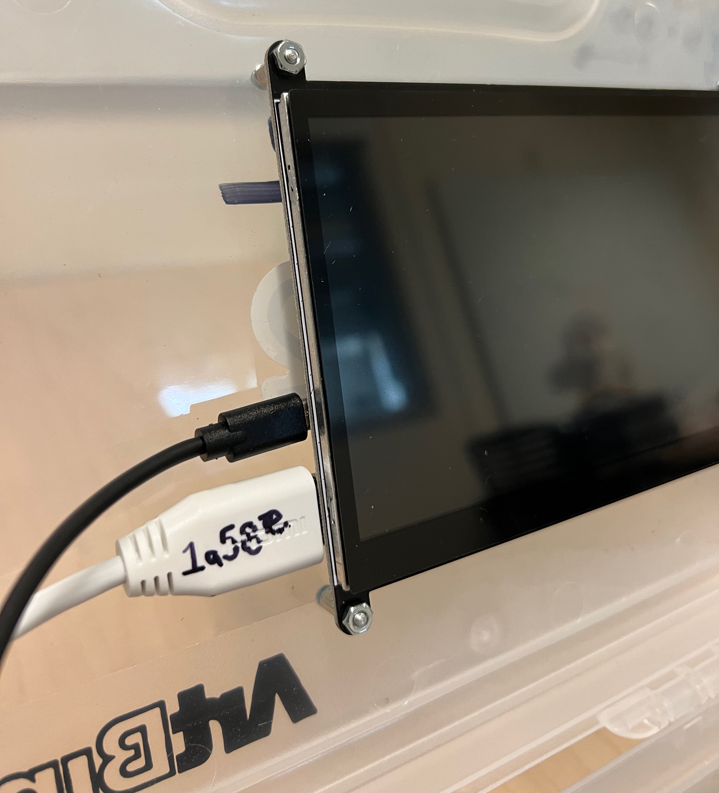 Monitor wiring